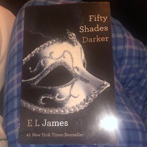 Book Fifty Shades Darker